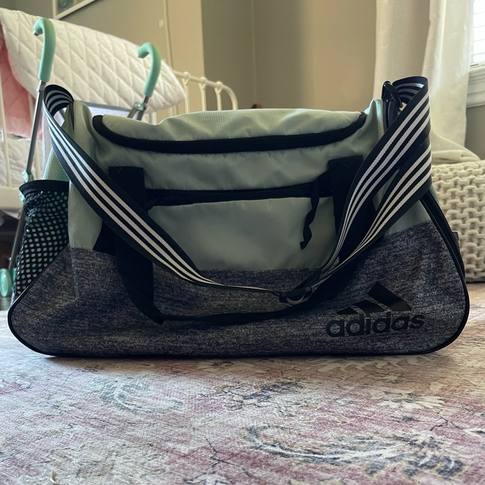 Adidas defender medium duffle bag